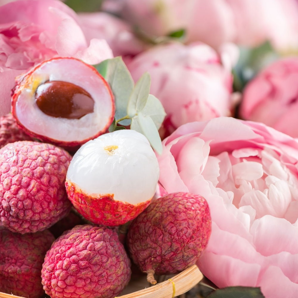 Rosy Gold Double Scented Candles Large Rose Gold Lychee & Peony - Makeup Warehouse Australia