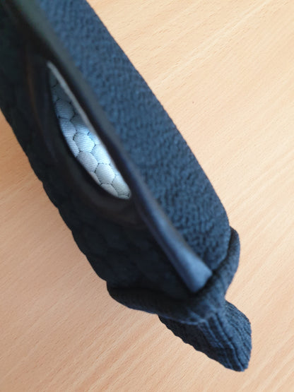 Exfoliating Glove Dual Sided with Thumb Hole Black - Makeup Warehouse Australia