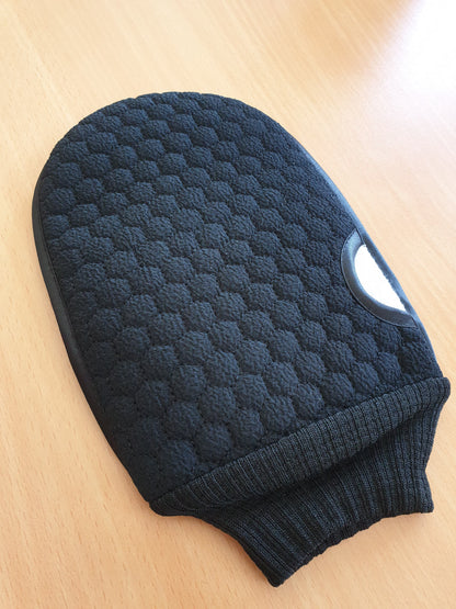 Exfoliating Glove Dual Sided with Thumb Hole Black